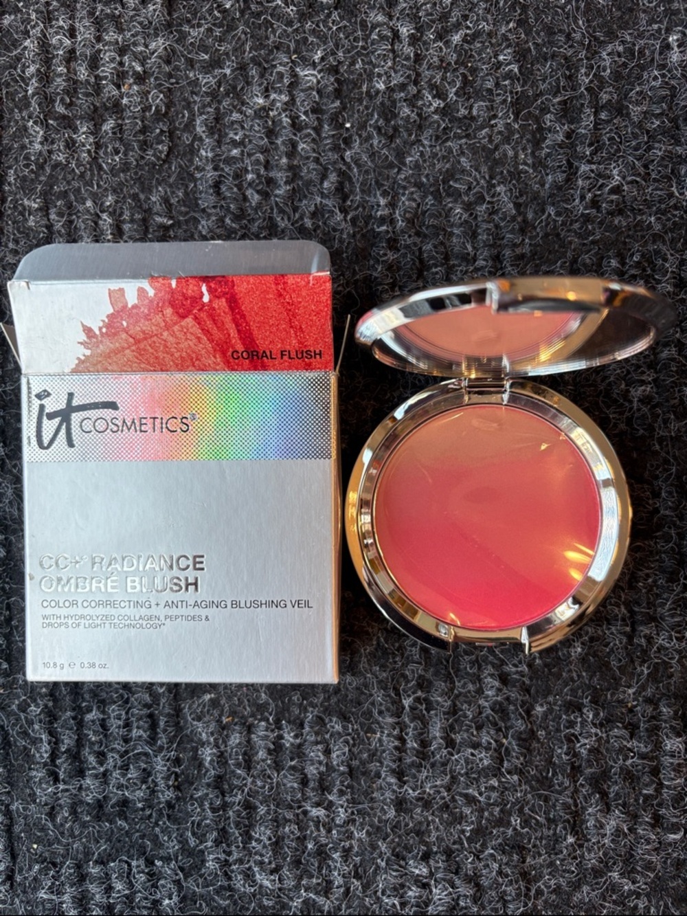 BNIB It Cosmetics CC+ Radiance Ombrè Blush in Discontinued Colour Coral Flush - Picture 5 of 5